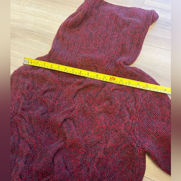 BLUE Saks Fifth Avenue cashmere sweater - Picture 7 of 9